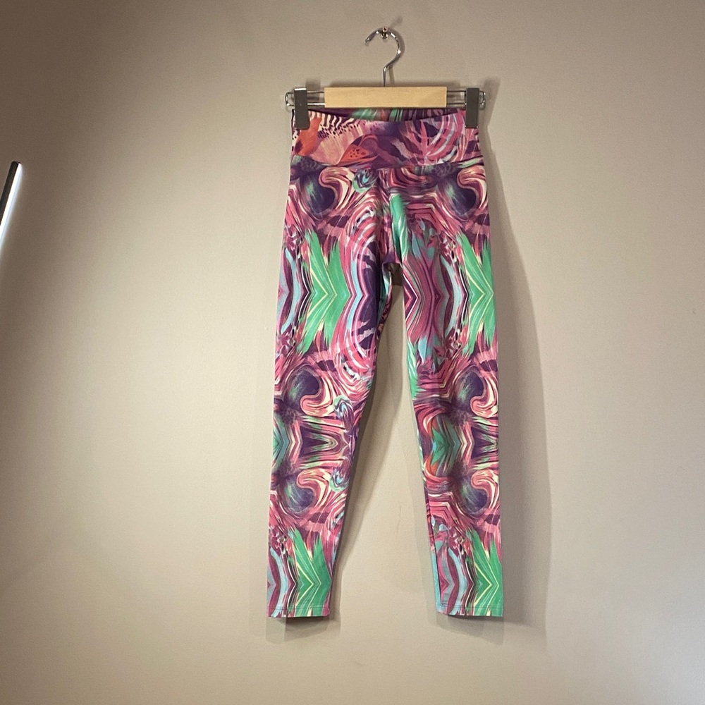 Liquido Active Leggings – Size M – Vibrant Abstract Print